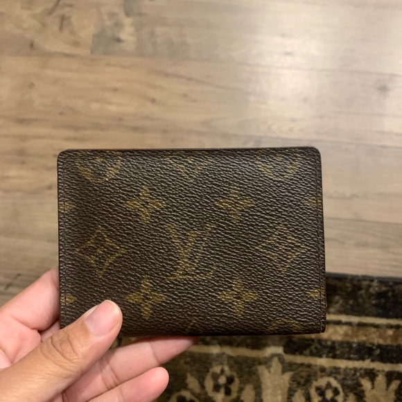 Louis Vuitton Handbags - Louis Vuitton card holder